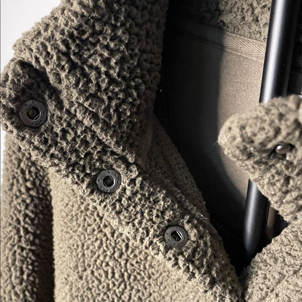 Aerie Forest Green Teddy Jacket - Picture 6 of 6